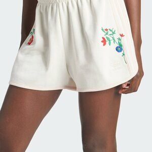 adidas Fashion Graphics Floral Shorts Size M (part of a matching set)
